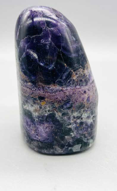 Fluorite free shape