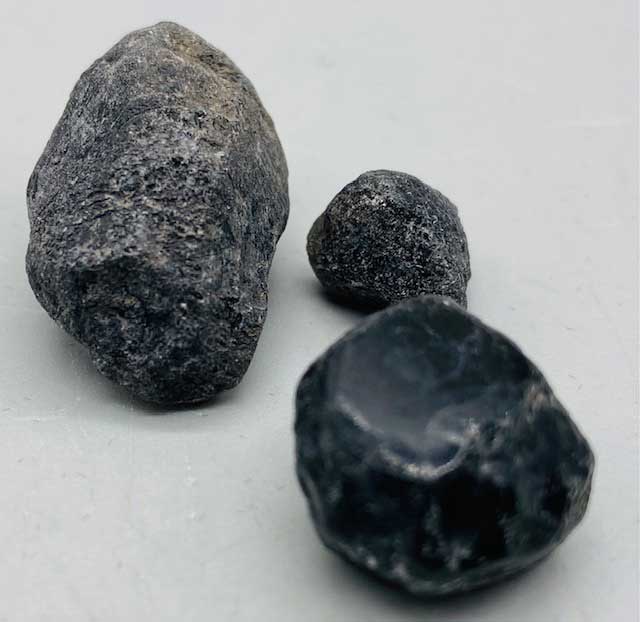 1 lb Apache Tears untumbled stones